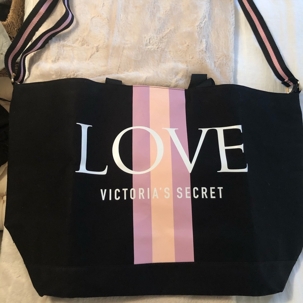 ⭐️Pink Weekender⭐️